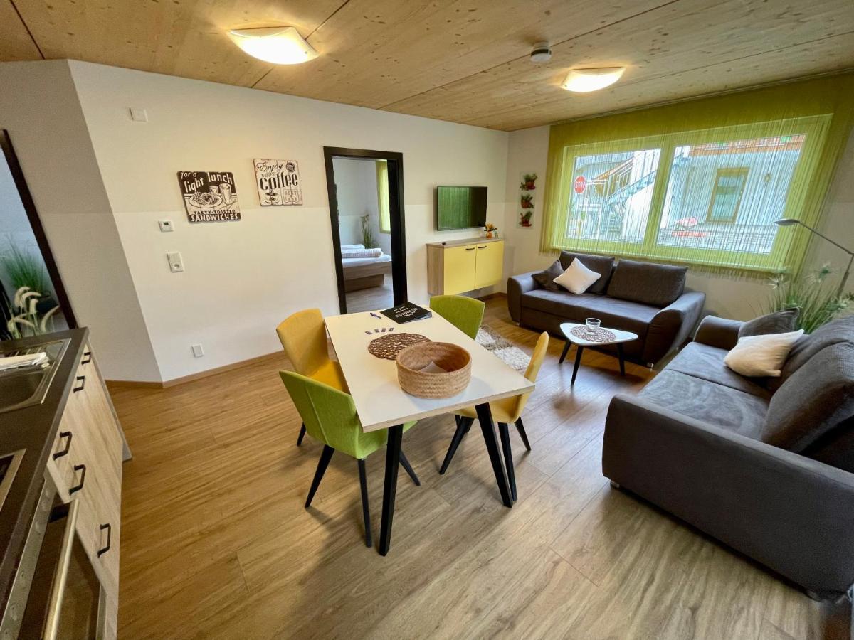 Alpenapart Singer - Contactless Check-In Reutte Exterior photo