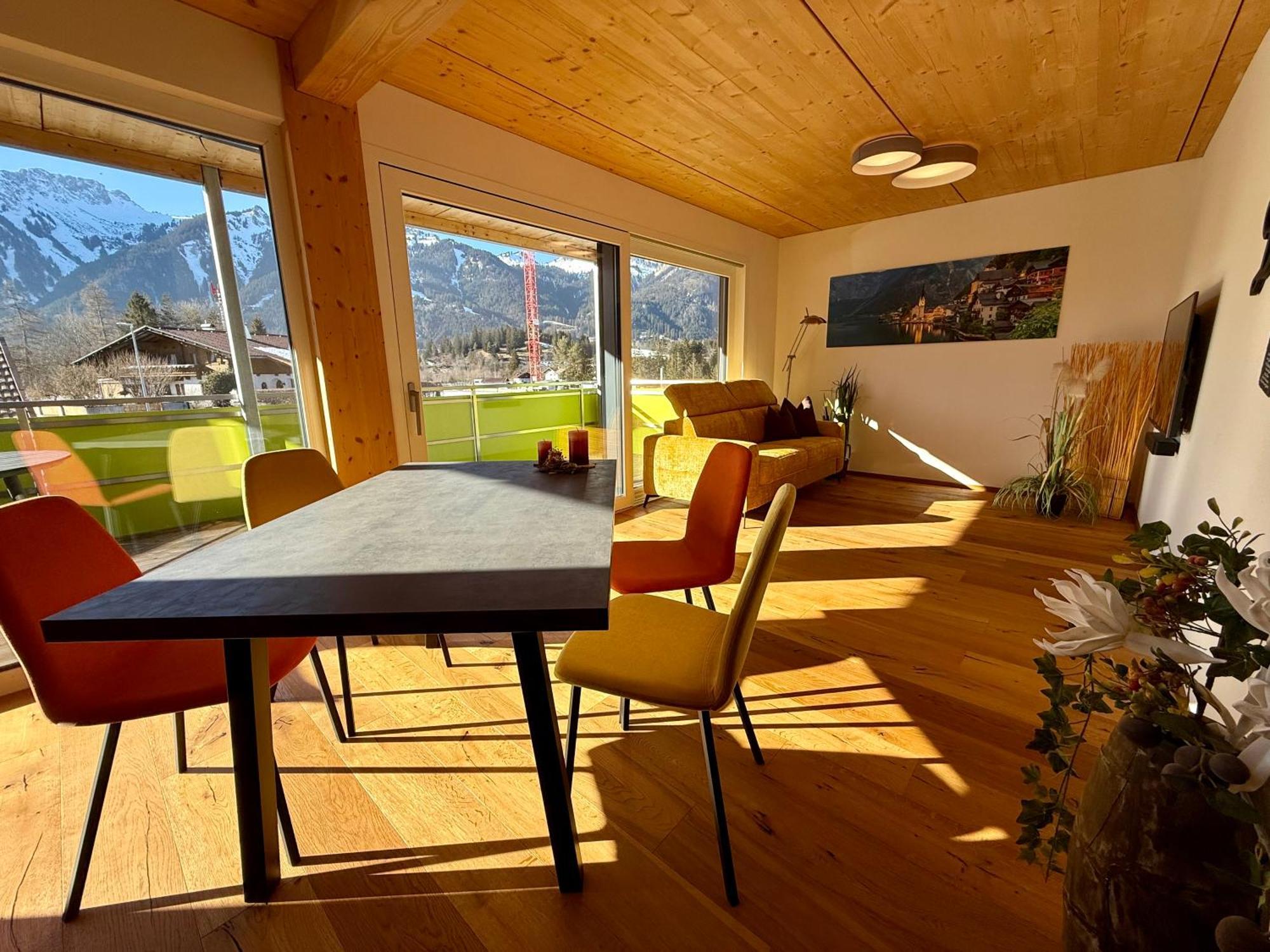 Alpenapart Singer - Contactless Check-In Reutte Exterior photo