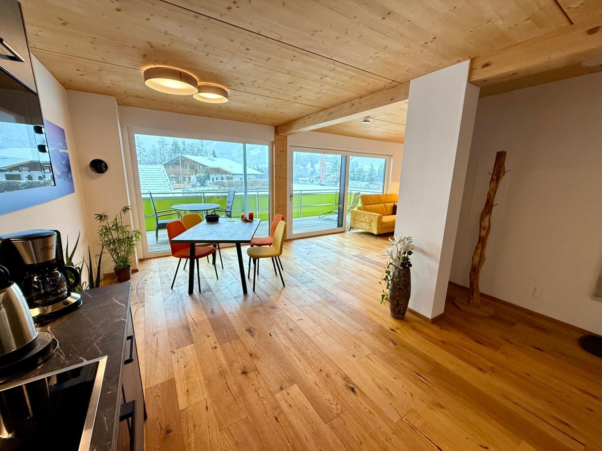 Alpenapart Singer - Contactless Check-In Reutte Exterior photo