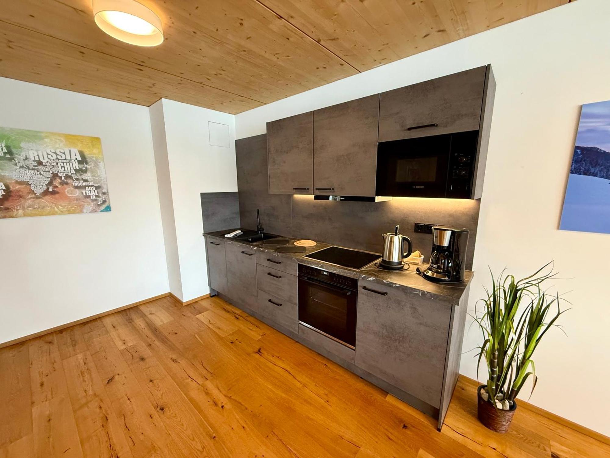 Alpenapart Singer - Contactless Check-In Reutte Exterior photo